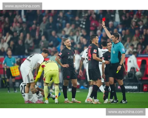 门兴格拉德巴赫对阵勒沃库森：客队上半场控制节奏占得先机