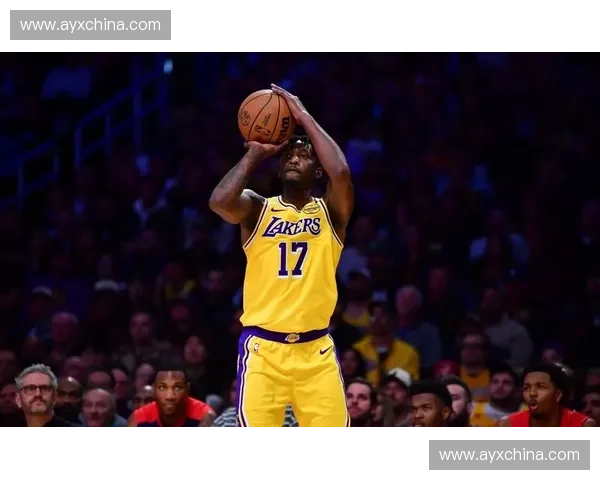 雷霆湖人战:双核缺阵下的防守博弈,节奏控制成胜负手 雷霆湖人战:双核缺阵下的防守博弈,节奏控制成胜负手