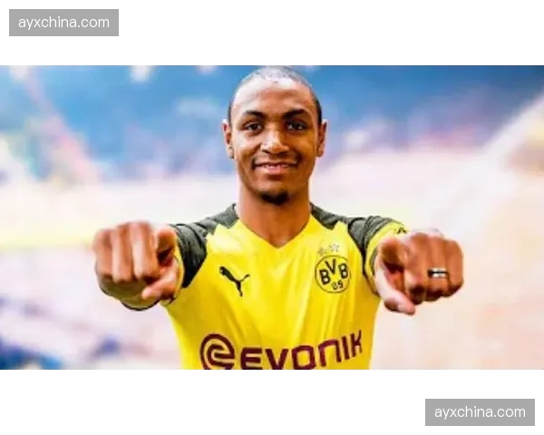 法甲射手榜竞争激烈，登贝莱、格林伍德、帕尼切利、迪昂并列榜首